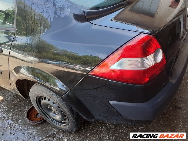 Renault Mégane II ajtó sárvédő lökhárító lámpa fényszóró üveg ülés 4. kép