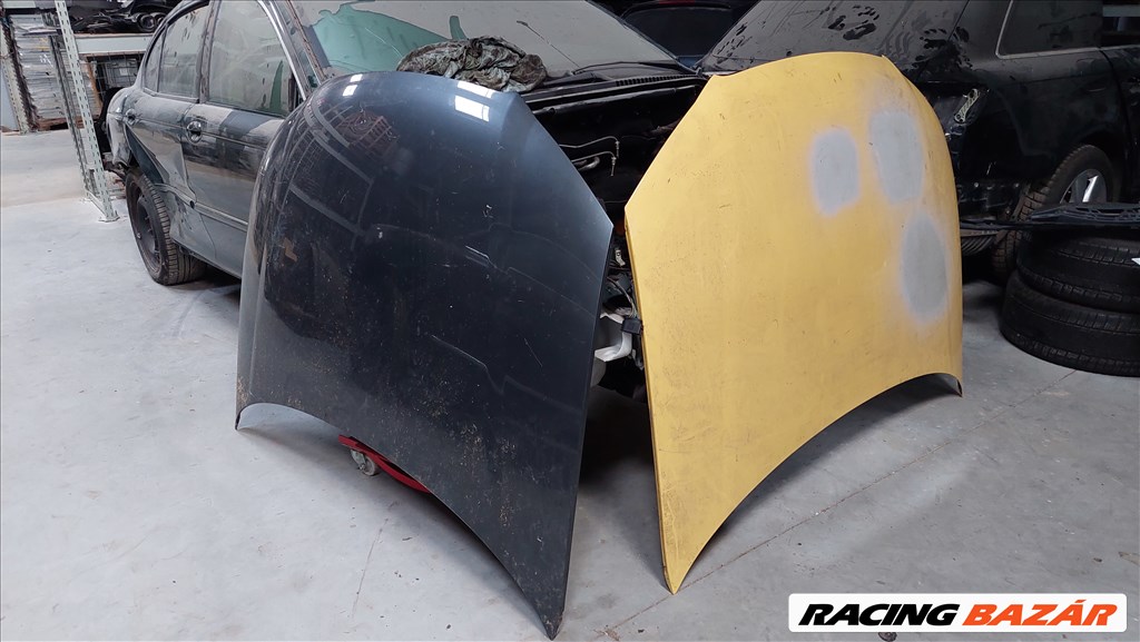 Audi A3 8P motorháztető, lökhárítók, első és hátsó 1. kép