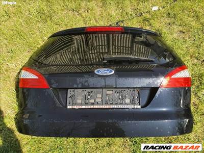 Ford mondeo csomagtérajtó csomagtér ajtó kombi tur