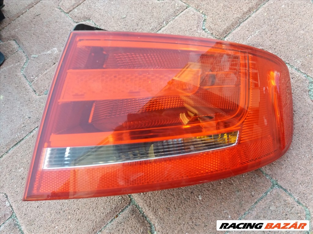 Audi A4 hátsó lámpa 8k5945096d 1. kép