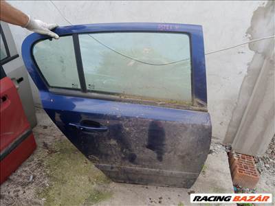 Opel Astra H jobb hátsó ajtó üresen