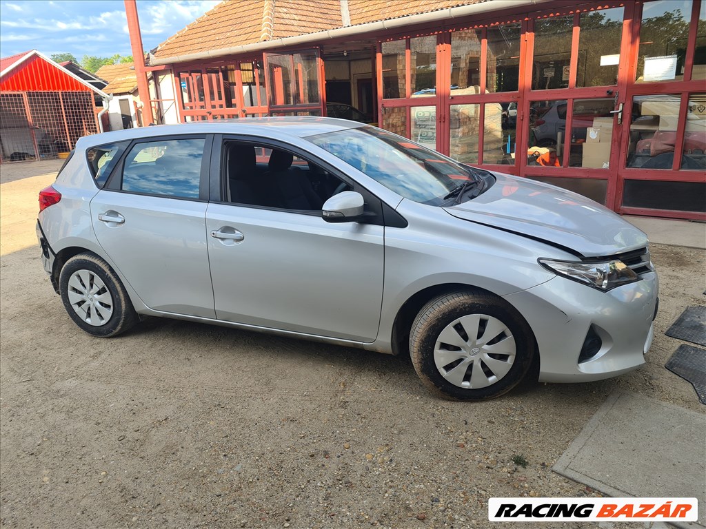 Toyota Auris II. 1.4 D4D 1ND bontott jármű , bontott alkatrészek , bontás 2. kép