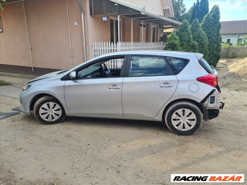 Toyota Auris II. 1.4 D4D 1ND bontott jármű , bontott alkatrészek , bontás 5. kép