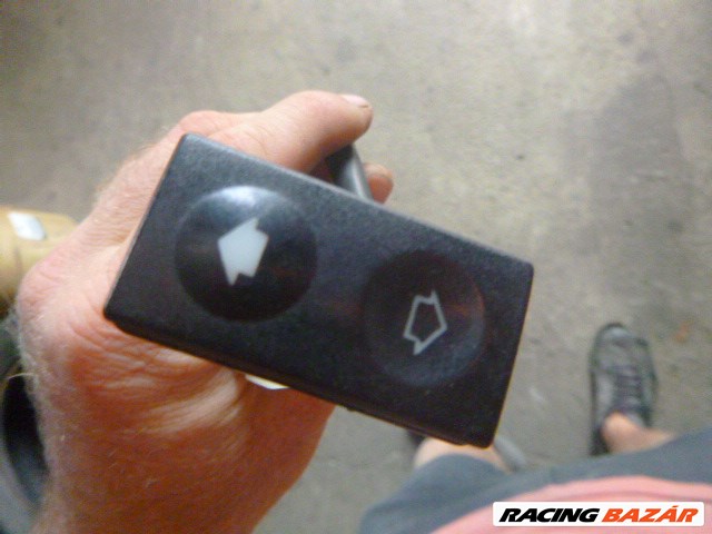 személyautó ablakemelő kapcsoló 6 lábas 1. kép