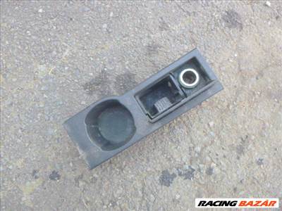 Ford Mondeo Mk3 2002 HAMUZÓ szivargyújtó 