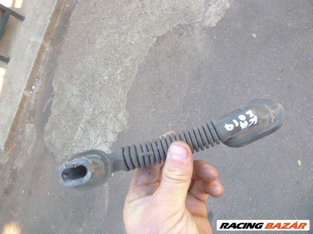Ford Ka (2nd gen) 2010 kábelvédő gumi  2. kép