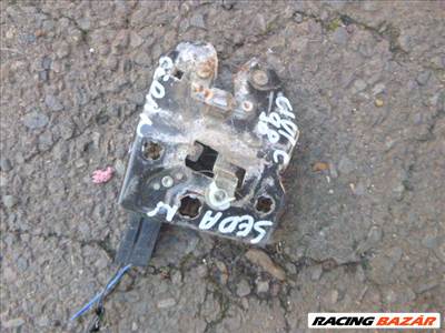 Honda Civic (6th gen) 1998 sedan csomagtér ajtó alsó zárszerkezet 