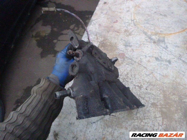 Audi 100 (C3 - 44) C3 - 44 ,, AUDI 80,, szívótorok 1,8 BENZINES  026 129 713 B 6. kép