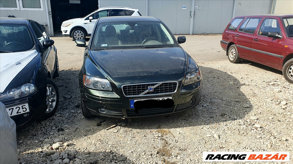 Volvo S40 1.8F géptető  1. kép