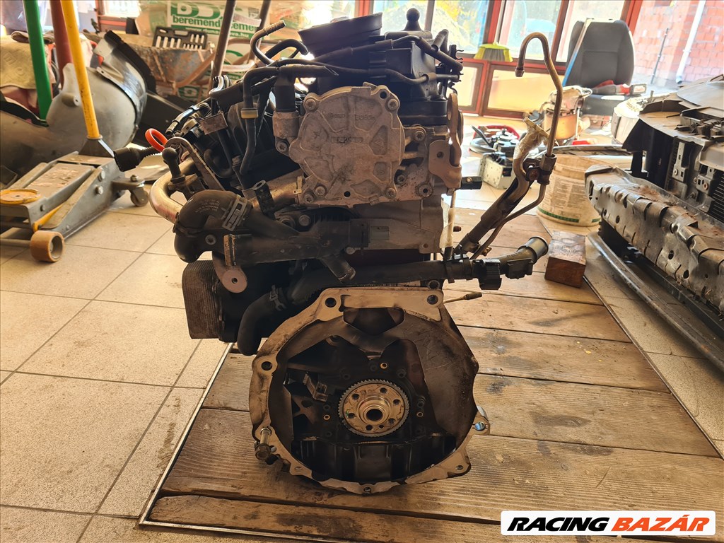 VW PASSAT B7 2.0 CRTDI Komplett motor CFF 6. kép