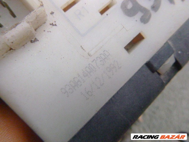 Ford Escort Mk5   1,3 BENZIN (PR)   BENZINES BIZTOSÍTÉKTÁBLA 93AG14A073AA 3. kép