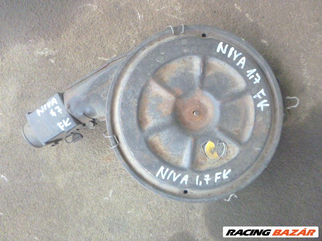 Lada Niva 1,7 levegőszűrőház  1. kép