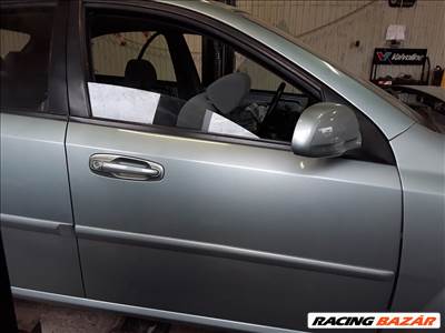 Chevrolet Lacetti jobb első ajtó üresen