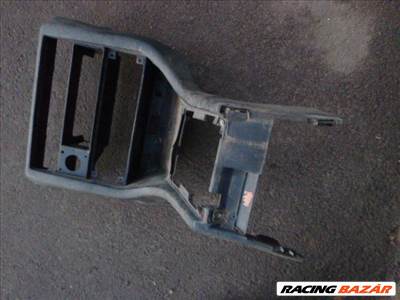 Audi 100 (C3 - 44) SZIVAR váltóbox kékes-fekete