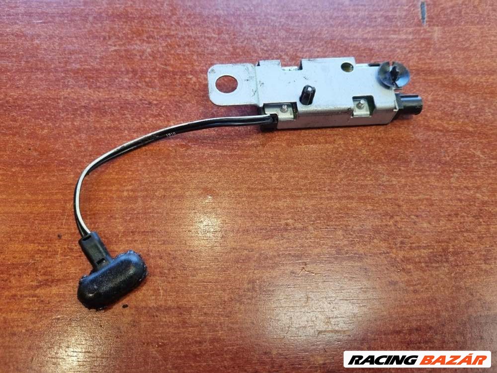 Opel Insignia A antenna erősítő 13270681 1. kép