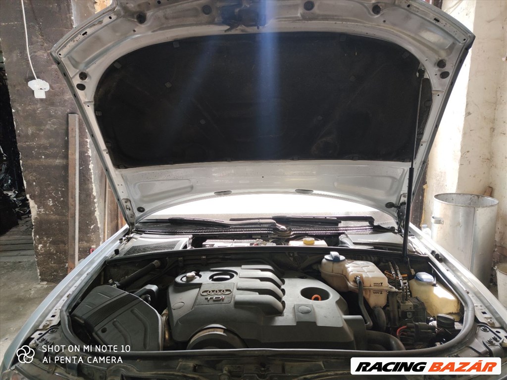 Audi A4 (B6/B7) bontott alkatrészei 7. kép