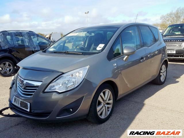 Opel Meriva B bontott alkatrészek 2. kép