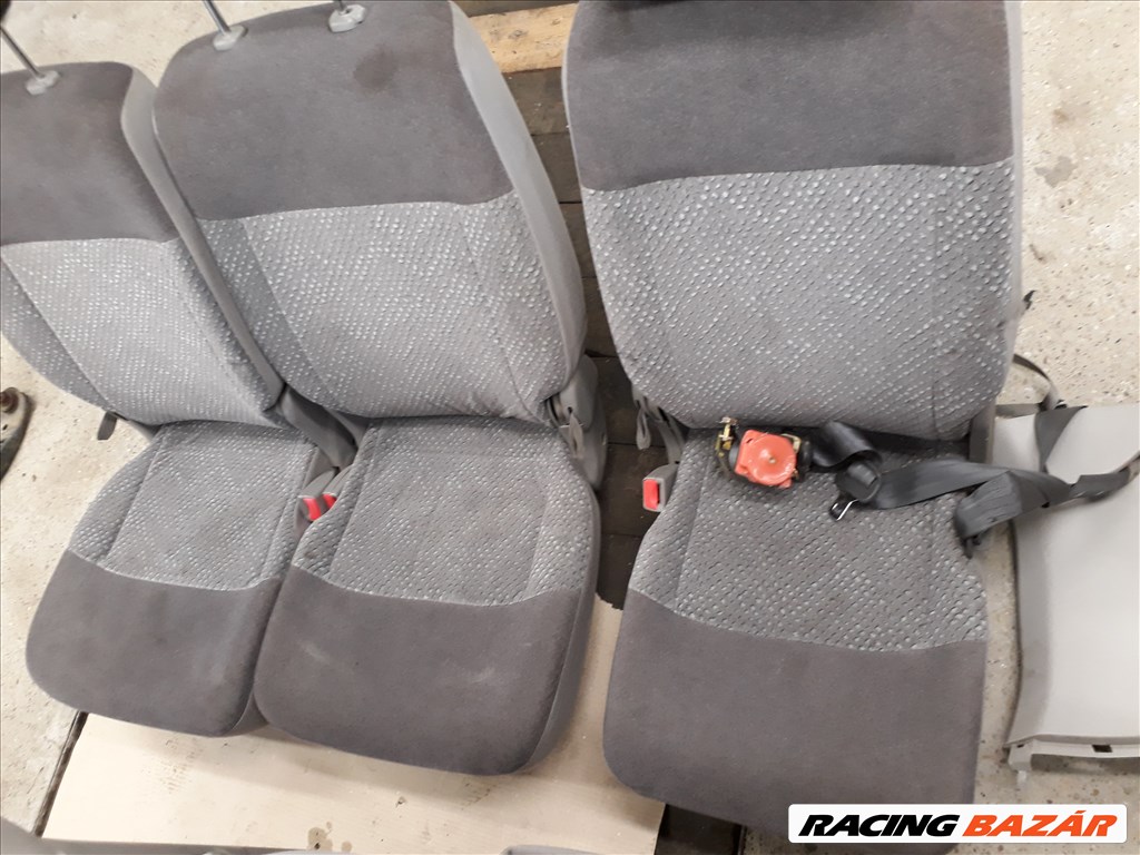 Mazda Premacy (CP) ülések 2. kép