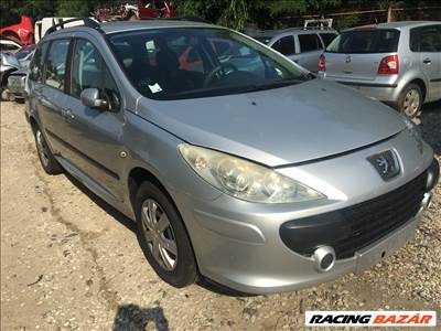 Peugeot 307 1,6 diesel autó bontásra egyben eladó