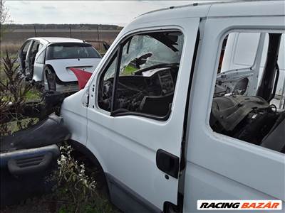 Iveco Daily 2006-2011 bal első ajtó üresen