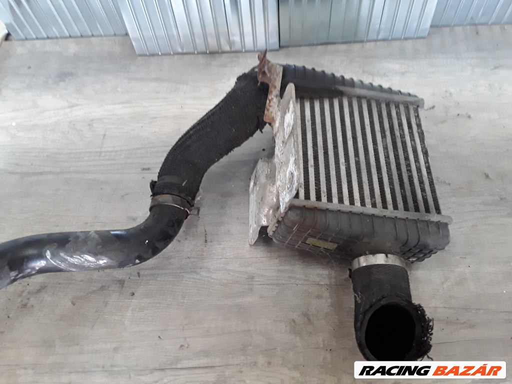 HYUNDAI TRAJET Intercooler hűtő 1. kép