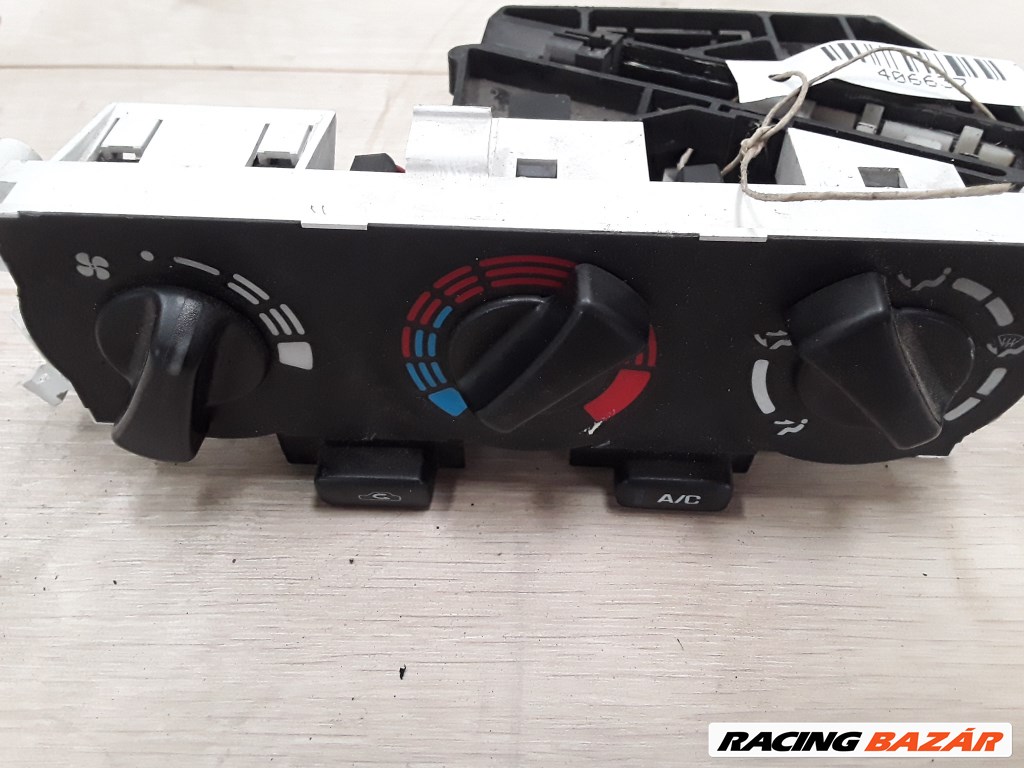 NISSAN PRIMERA P11 96.10-99.09 Fűtés vezérlő panel 1. kép