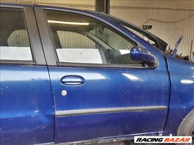 Fiat Albea facelift jobb első ajtó üresen