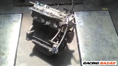 RENAULT CLIO 96-98 Motor. benzin fűzött blokk hengerfejjel