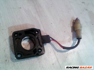 SUZUKI SWIFT 96-05 Központi injektor talp