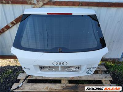 Audi A3 8P csomagtér ajtó üveggel