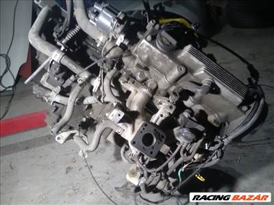 SUZUKI SWIFT 96-05 Motor. benzin fűzött blokk hengerfejjel