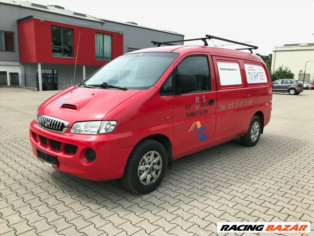 Hyundai H1 első lökhárító 1. kép