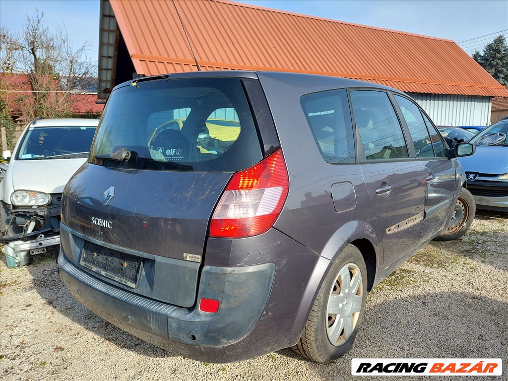 Renault Scénic II bontott alkatrészei 2. kép