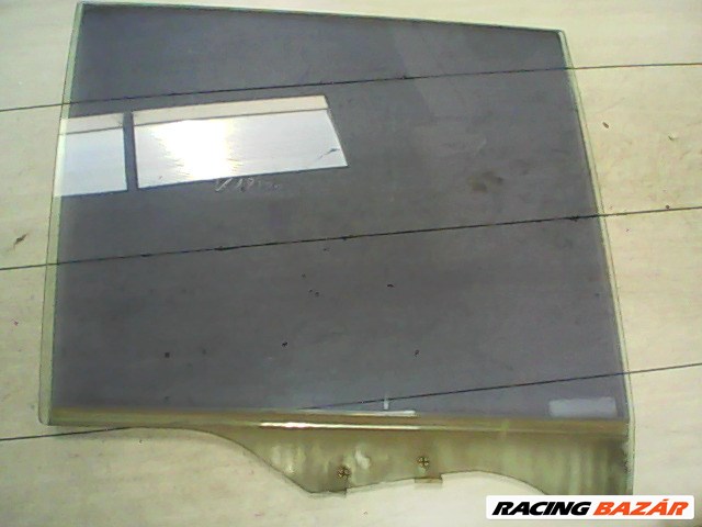 MAZDA MPV 96-99 Jobb hátsó ajtóüveg 1. kép