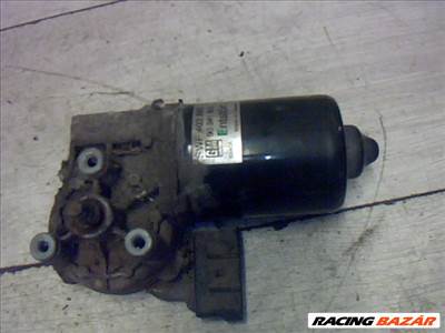 OPEL ASTRA F 94-02 Ablaktörlő motor első