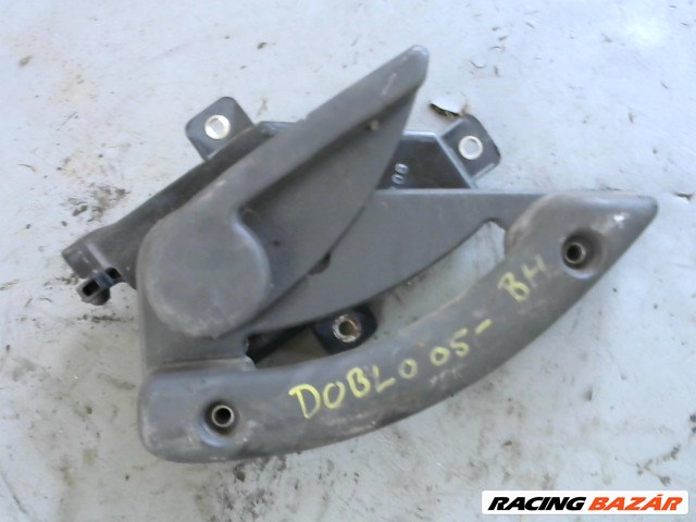 FIAT DOBLO 05- Bal hátsó belső kilincs 1. kép