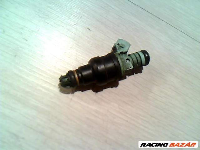 BMW E39 95-03 Injektor befecskendező hengerenkénti 1. kép