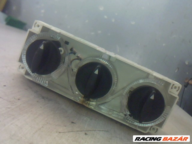 AUDI A4 94-98 Fűtés vezérlő panel 1. kép