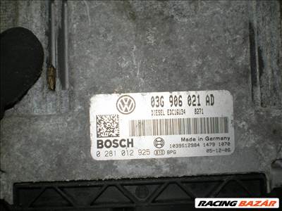 Volkswagen motorvezérlő  03g906021ad