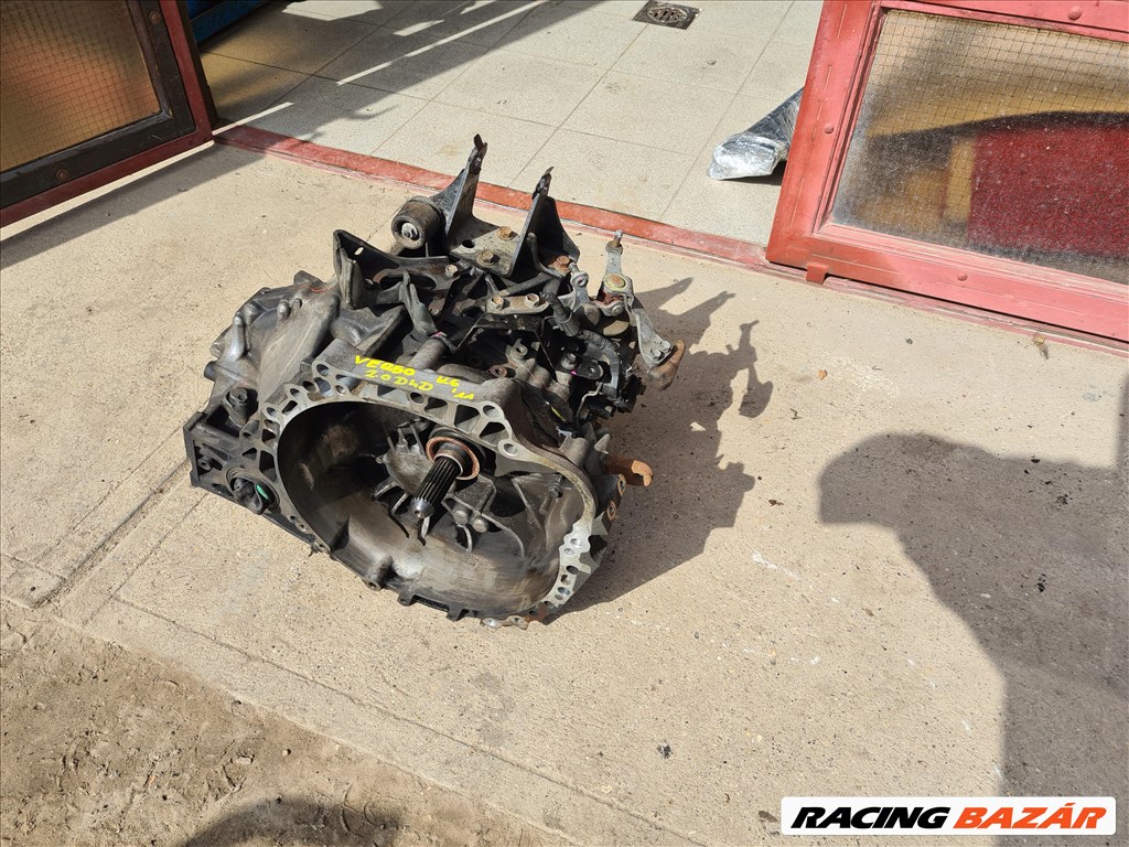 TOYOTA VERSO 2.0 D4D Váltó 2. kép