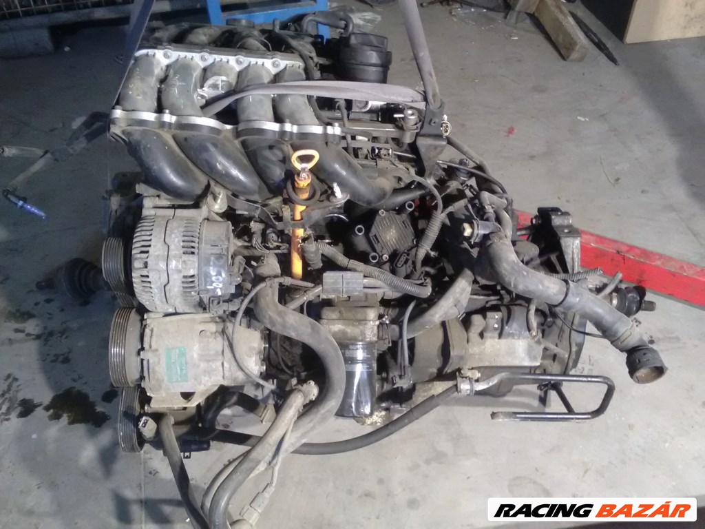 VOLKSWAGEN GOLF IV. Motor. benzin fűzött blokk hengerfejjel 1. kép