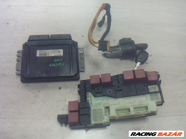 RENAULT CLIO 98-01 Motorvezérlő egység ECU PCM modul 1. kép