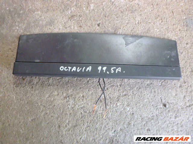 Skoda Octavia I 1999 5 ajtós pótféklámpa  2. kép
