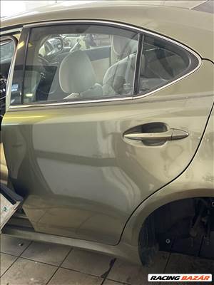 Lexus IS 250 bal Hátsó ajtó üres