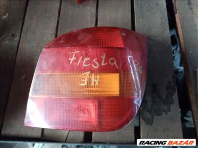 FORD FIESTA 89-95 Jobb hátsó lámpa