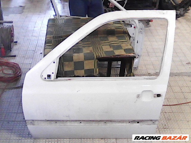 VOLKSWAGEN GOLF III. Bal első ajtó. 1. kép