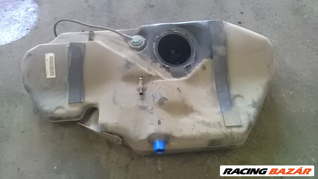 OPEL ASTRA H 04-10 Üzemanyagtank 1. kép