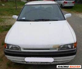 MAZDA 323 -94 Bal első irányjelző