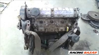 RENAULT MEGANE SCENIC 97-99 Motor, diesel fűzött blokk hengerfejjel
