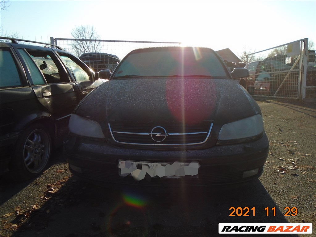 Opel Omega B bontott alkatrészei 3. kép